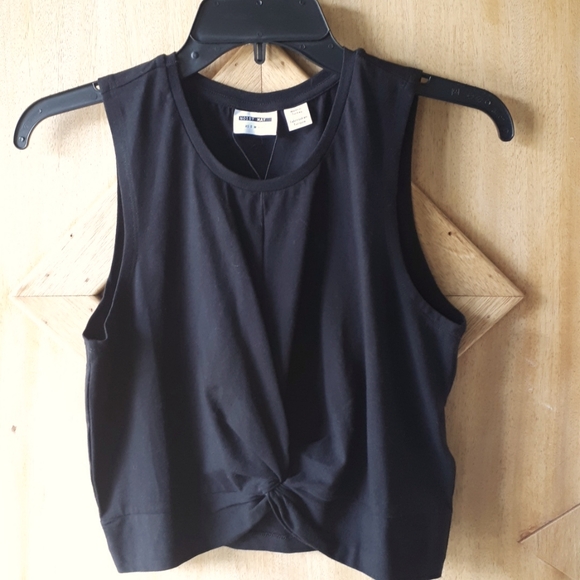 Noisy May Crop Top L - Picture 1 of 6